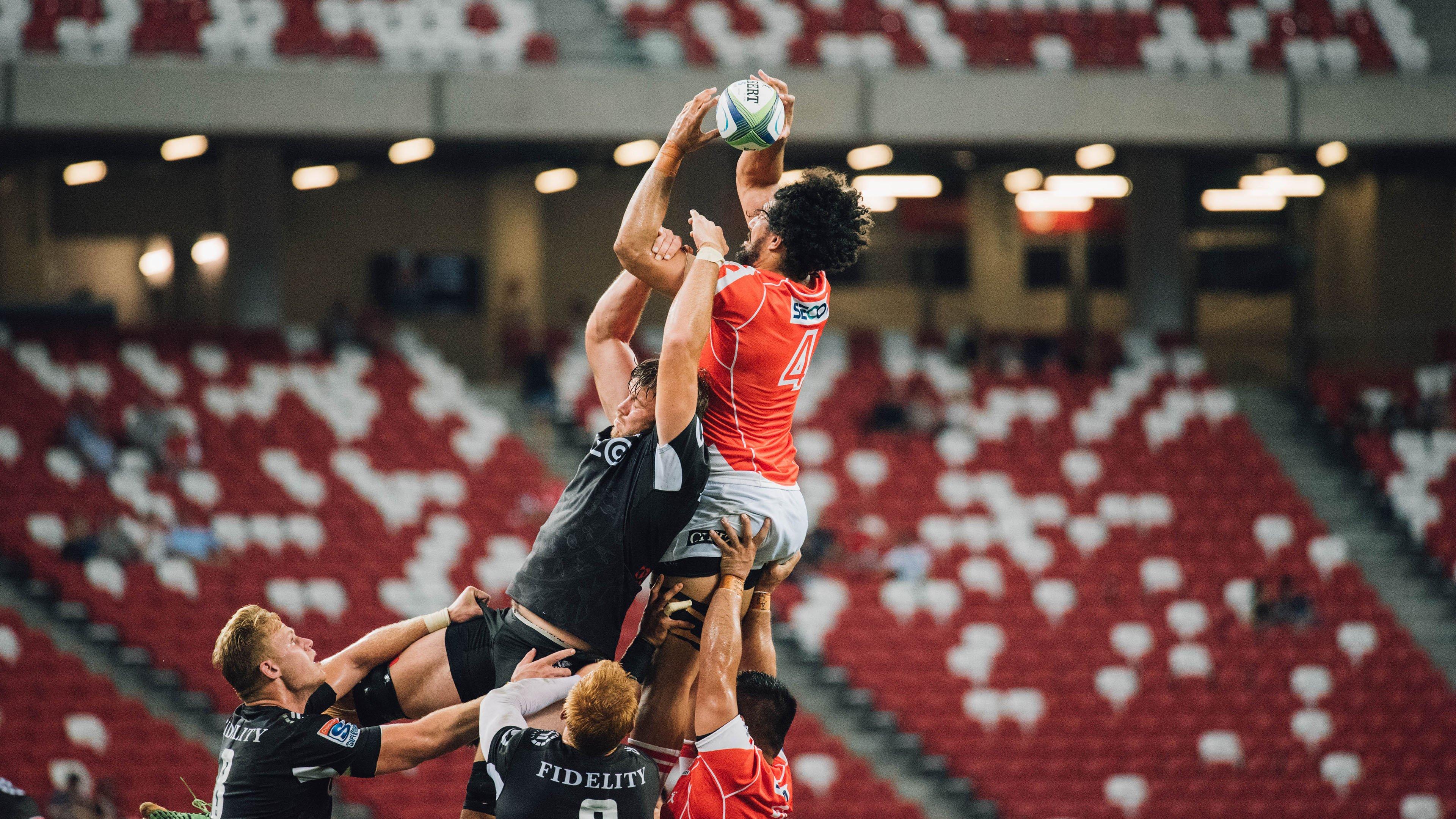 沈阳战队逆境奋起 顽强拼搏勇夺胜利